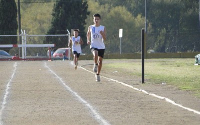 ATLETAS TANDILENSES COMPITEN EN EL CENARD